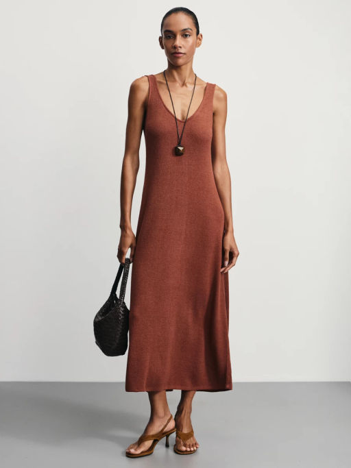 Платье из фактурной таки с V-образным вырезом / Zarina  фото 7