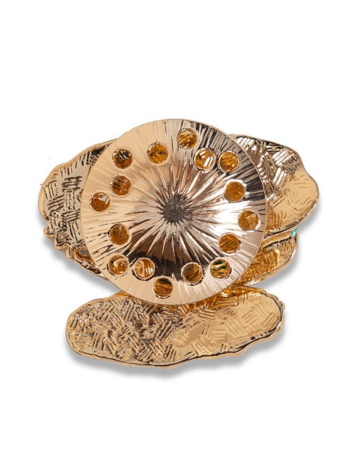 Брошь на магните абстрактной формы металлическая - Модные истории фото 4