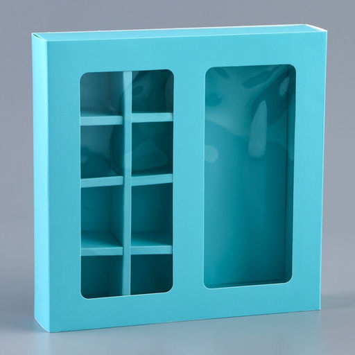 Коробка для 8 конфет + шоколад, с окном, мята, 17.7×17.7×3.8 см