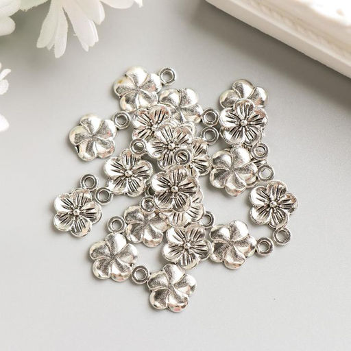 Цена за 20 шт. Металлический элемент, декоративная подвеска «Арт Узор. Незабудка», серебро, 1.2×0.8 см