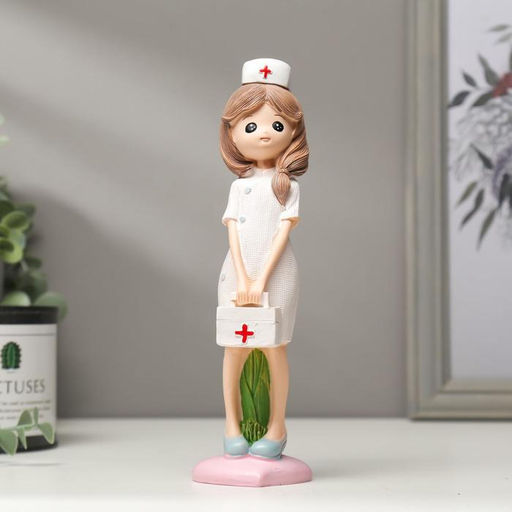 Набор фигурок полистоун «Врач и медсестра», 2 шт., 19.5×4.3×5.7 см