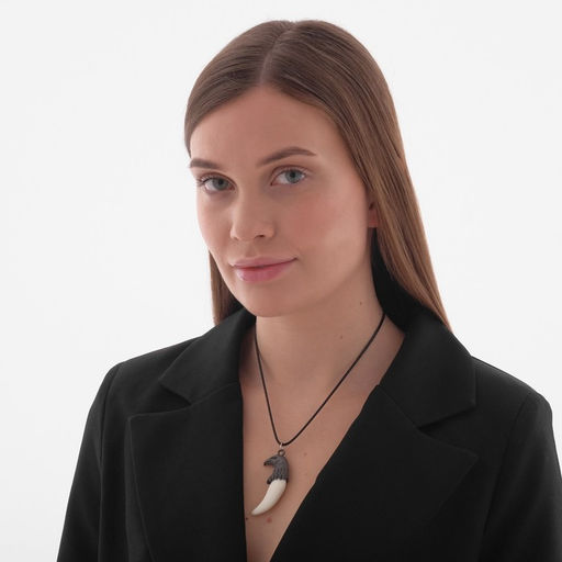 Кулон «Коготь орла», белый в серебре на чёрном шнурке, 45 см