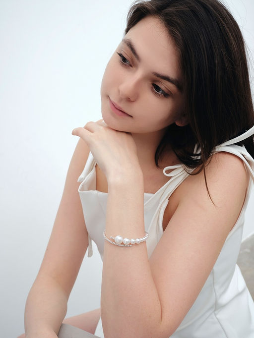 Браслет с жемчугом Жемчуг на убывание, d=6.5 белый в серебре