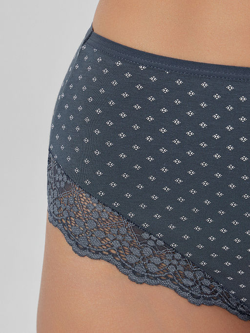 Цена за 2 штуки! ТРУСЫ ЖЕНСКИЕ - Mark formelle фото 5