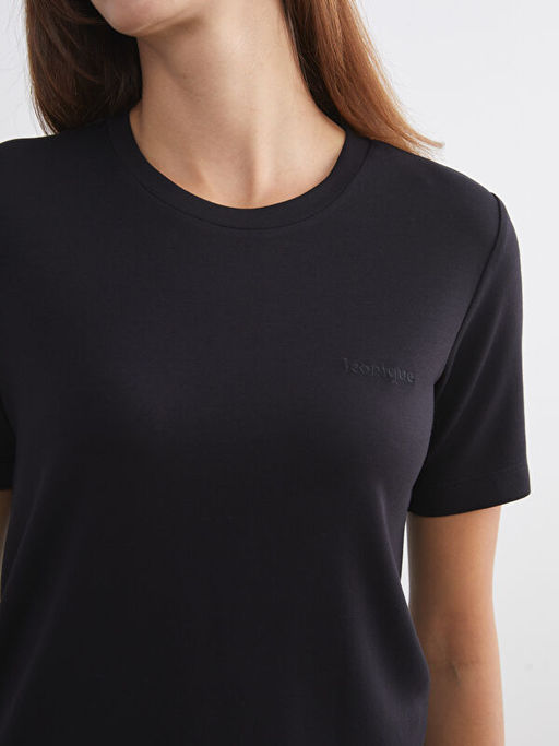 Bisiklet Yaka Nak??l? Kad?n Ti??rt