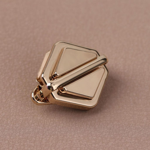 Цена за 5 шт. Застёжка для сумки, 3,1 3,1 см, цвет золотой - Арт узор фото 2