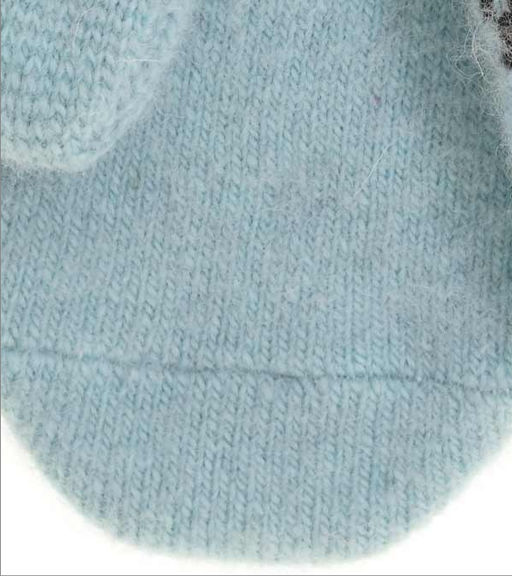 Варежки женские Снегирь в круглом окошке КРУГ 3453-3 - Рассказовские варежки фото 4