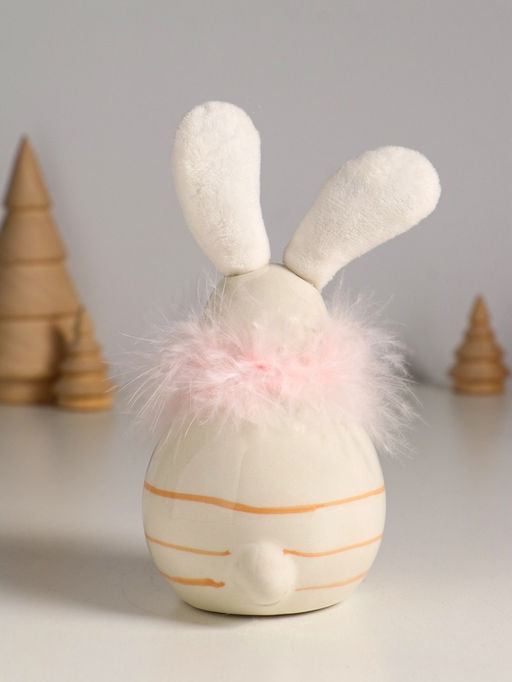 Фигурка керамика, текстиль Зайчик с пухом, круглый, 7.4?7.4?15.5 см