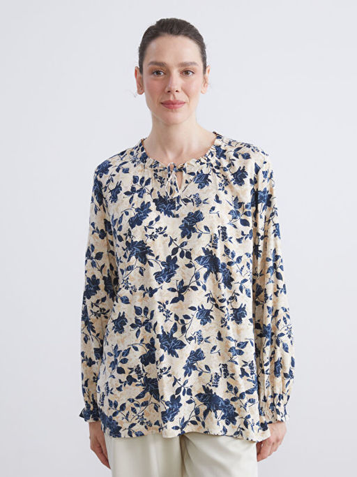 Ba?lamal? Yaka ?i?ekli Bluz