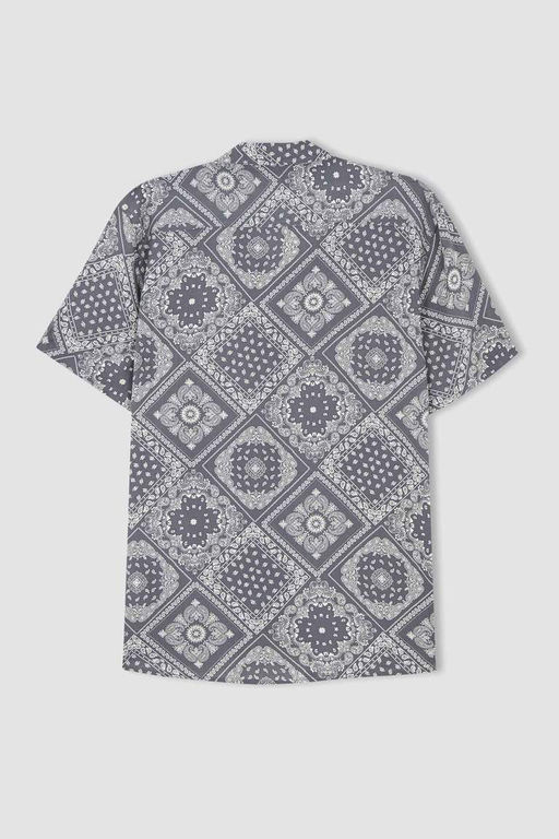 Гавайская рубашка из вискозы обычного кроя с принтом и короткими рукавами - Defacto фото 9