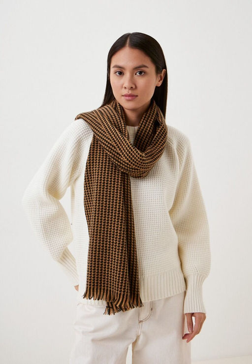 Палантин с короткой бахромой - Модные истории фото 3