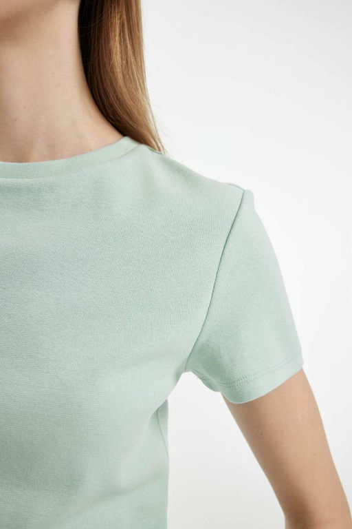 Базовая футболка классного кроя в рубчик с короткими рукавами - Defacto фото 3