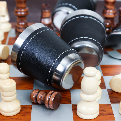 Набор подарочный Шахматы Фляжка 200 мл с шахматами + 4 стопки 25 мл , воронка / FL-172 /уп 20/