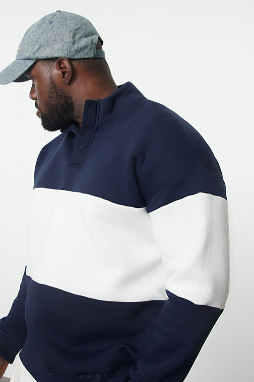 Lacivert Oversize/Geni_ Kesim Dik Yaka Renk Bloklu __i Polar B_y_k Beden Sweatshirt TMNAW25AO00033 - Trendyolmilla фото 2