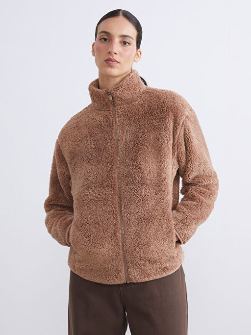 Dik Yaka Kad?n Pel?? H?rka