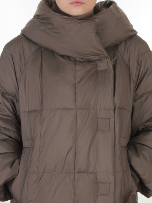 8892 SWAMP Пальто зимнее женское (200 гр. холлофайбер)