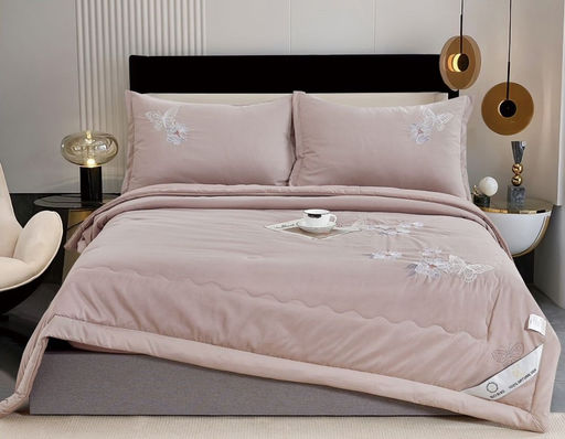 Одеяло Boris с вышивкой с простыней и наволочками ODBORV005 Евро