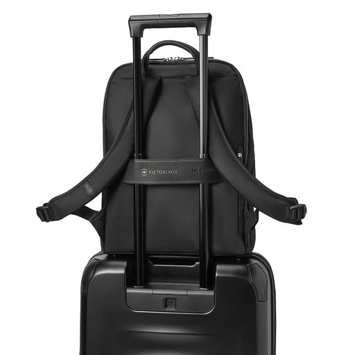 Рюкзак Victoria Signature Deluxe Backpack VICTORINOX 612201