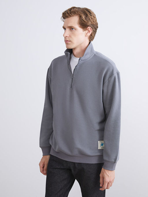 Dik Yaka Bask?l? Erkek Sweatshirt