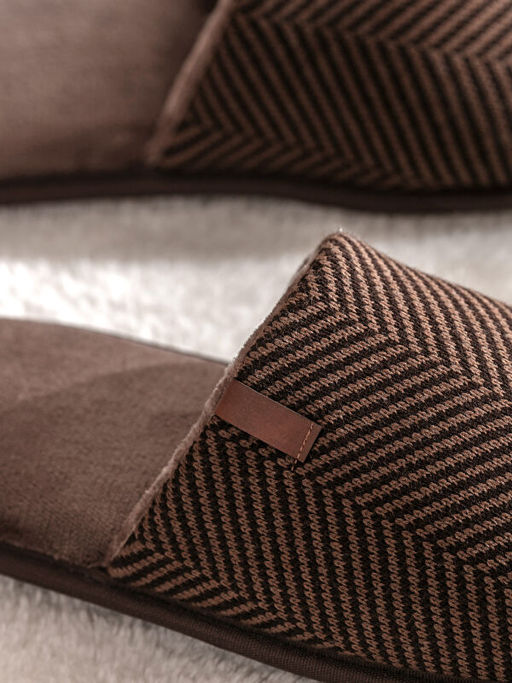 ?n? Kapal? ?izgili Erkek Ev Terli?i