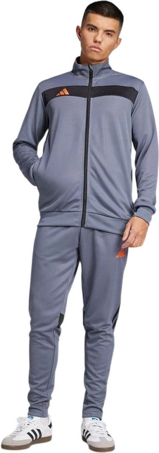 Спортивный костюм мужской