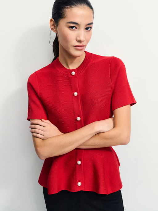 Приталенный джемпер с баской / Zarina