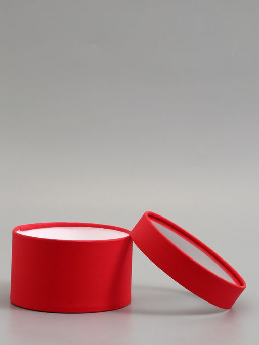 Подарочная коробка красная, завальцованная с окном, 16 х 11 см