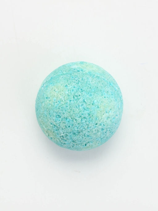 Цена за 2 шт. Бомбочка для ванны Magic snow, 40 гр, аромат мятное волшебство, Ural Lab