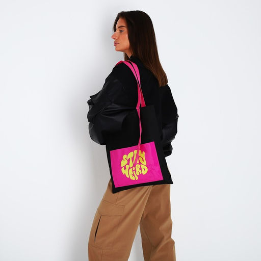 Сумка текстильная шоппер STAY WEIRD с карманом, 35 х 0,5 х 40 см, черный - Nazamok фото 3