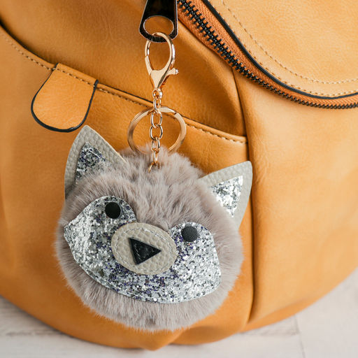 Цена за 12 шт. Брелок для ключей на кольце Пушистик. Енотик, на сумку, рюкзак, серый, 12?9?9 см