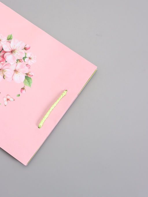 Пакет подарочный ламинированный «Цветочная бабочка», 18×22.3×10 см