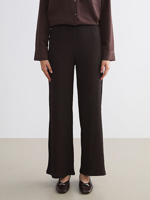 Beli Lastikli Dokulu Geni? Pa?a Kad?n Pantolon