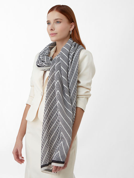 Большой, мягкий, тонкий и очень нежный двусторонний палантин с рисунком - Tantino фото 6