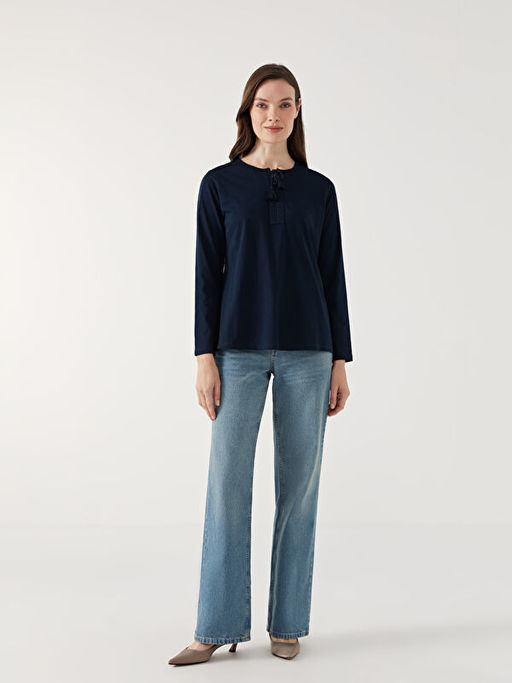 Ba?lamal? Yaka Nak??l? Kad?n Bluz