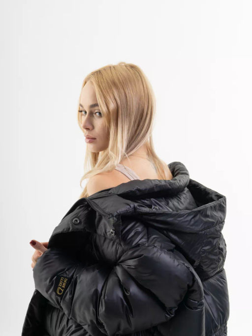 Куртка женская DARK LUXE, с капюшоном, оверсайз
