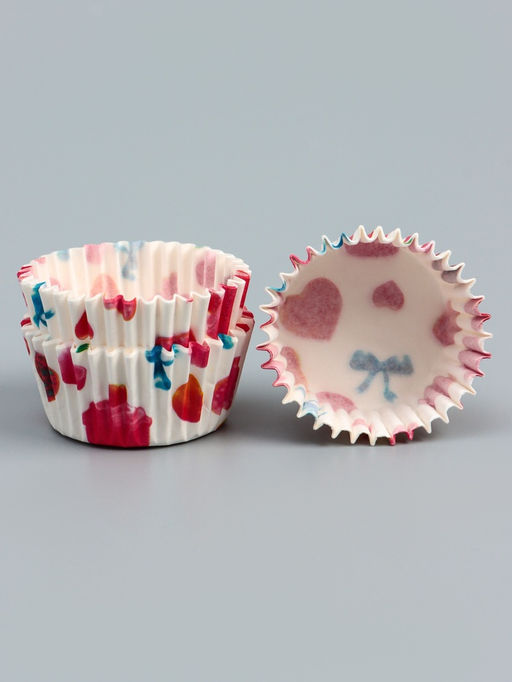 Цена за 300 шт. Форма для выпечки и упаковки конфет бумажная UPAK LAND «Сердца», 3.5×2 см, одноразовая, белая