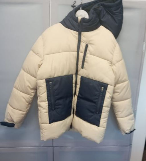 Куртка бежевая