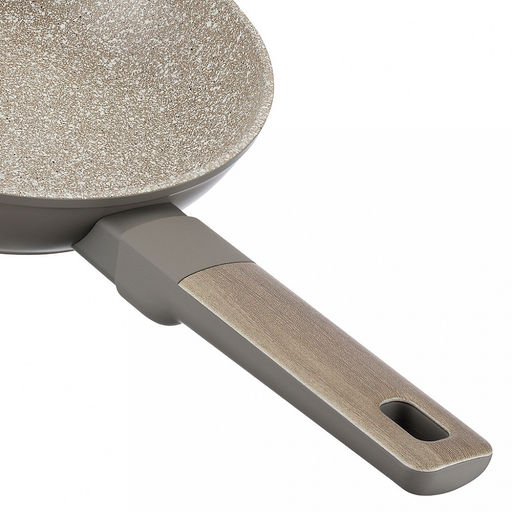 Сковорода с антипригарным покрытием "Latte" д20см, h4,5см, s2,6мм, дно s3,1мм, литой алюминий, бакелитовая ручка с покрытием "soft-touch", капсульное дно, "Regent" (Китай) Подходит для всех видов плит, включая индукционную.