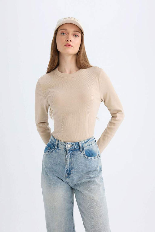 Туника-футболка с длинными рукавами и длинными рукавами в рубчик обычного кроя - Defacto фото 4