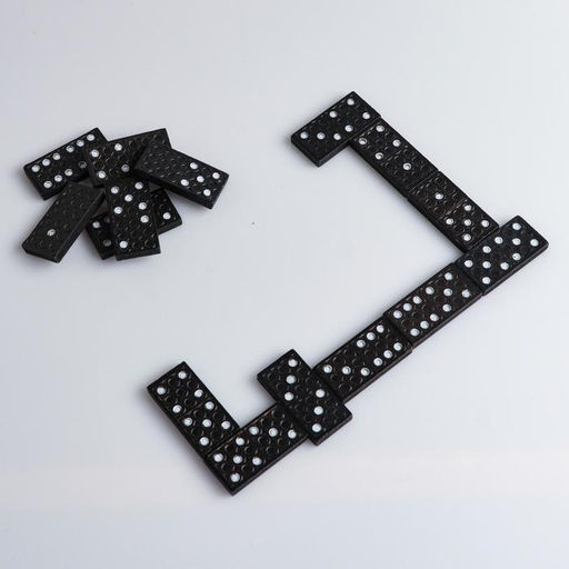 Домино «Время игры», 14.7×5×2.7 см, костяшка 3.7×1.9 см