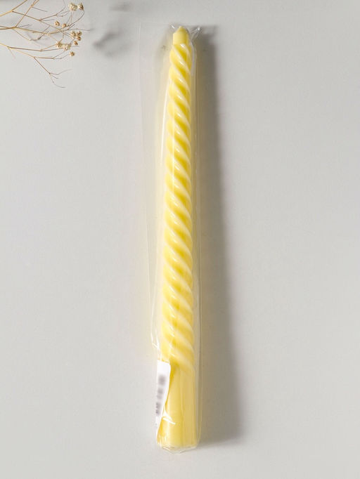 Цена за 3 шт. Свеча витая 25 см, 57 гр, 5 ч, цв. пастельно-жёлтый