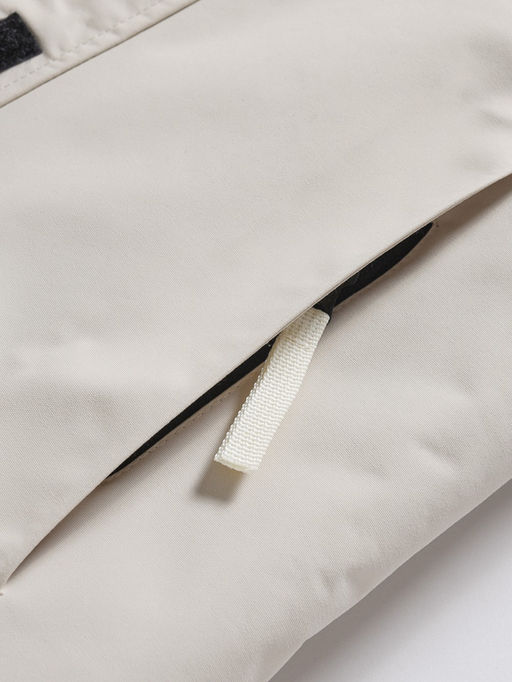 Парка зимняя подростковая для девочки с капюшоном и мехом бежевого цвета 9534B