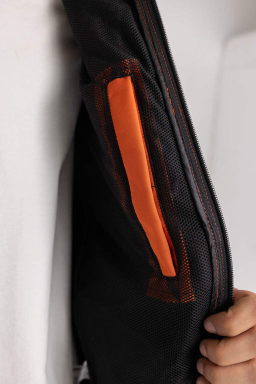 Водоотталкивающее пальто из софтшелла с капюшоном стандартной посадки DeFactoFit  фото 7