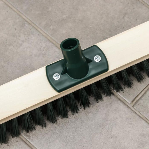 Щётка для подметания пола «Метро», 70×5 см, усиленный угловой резьбовой держатель