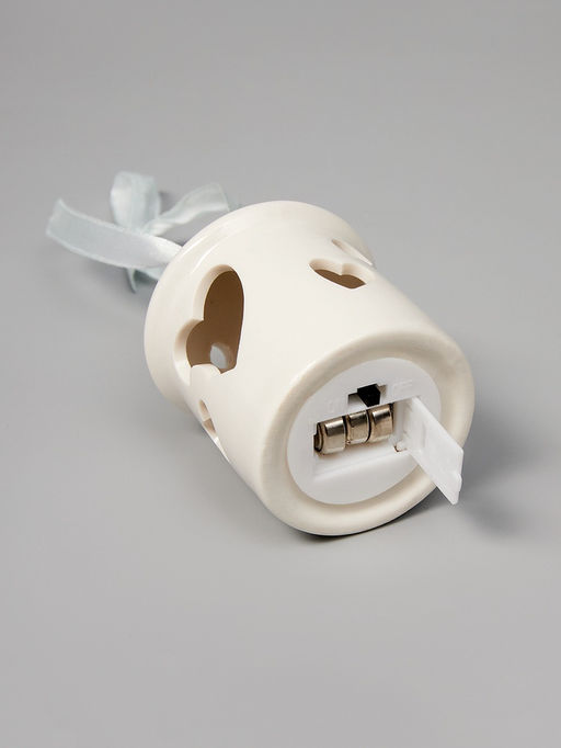 Светодиодная фигура «Дом с сердцем», 9.3×6×6 см, 1 LED, керамика, от батареек LR44×3 шт., тёплый белый свет