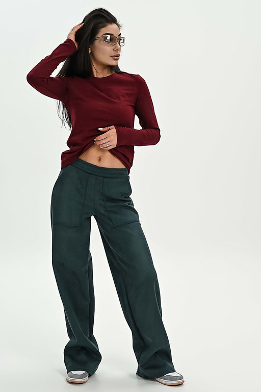 Брюки из мягкой эко замши