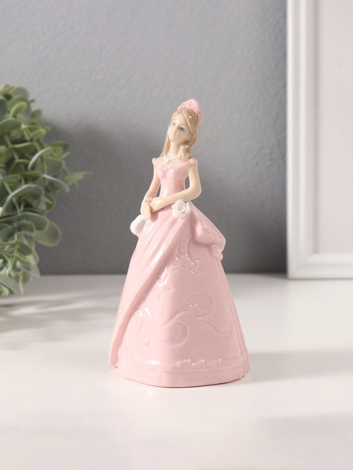 Сувенир керамика "Леди в розовом платье с сумочкой" 6,6х7,5х14,8 см