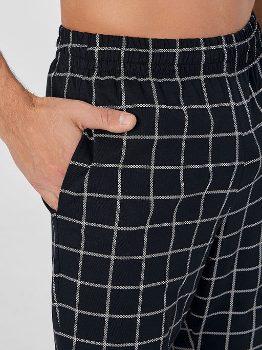 Шорты мужские домашние черные в клетку