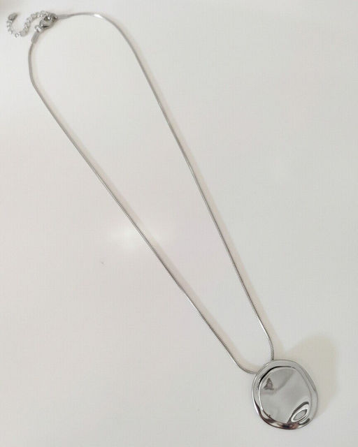 Кулон на цепочке