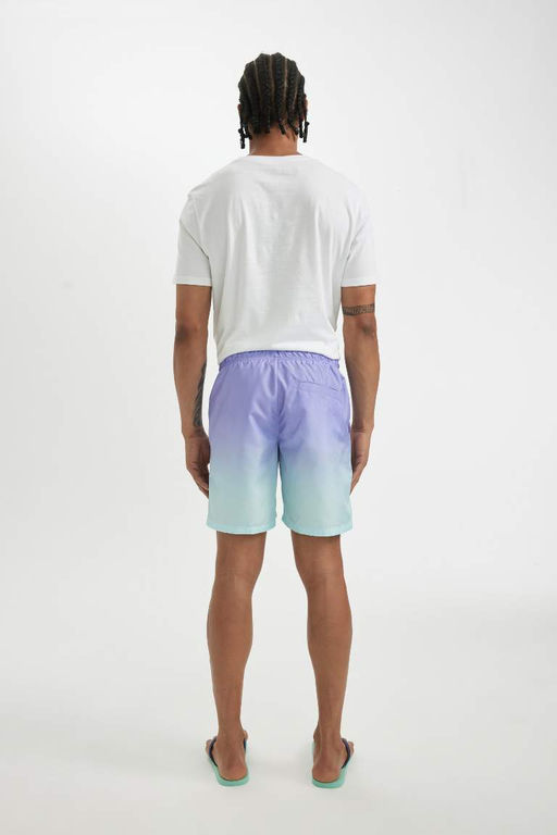 Шорты для плавания выше колена стандартной посадки с сетчатой подкладкой и градиентным принтом - Defacto фото 8